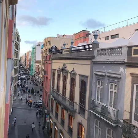 Wonderful Triana Center *